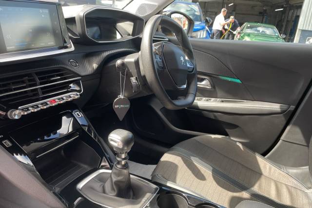 2022 Peugeot 208 1.5 BlueHDi 100 Allure Premium 5dr