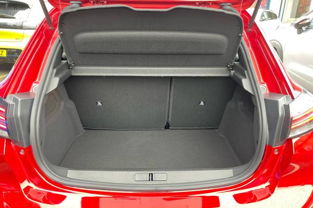 2024 Peugeot 208 1.2 PureTech 100 Allure 5dr