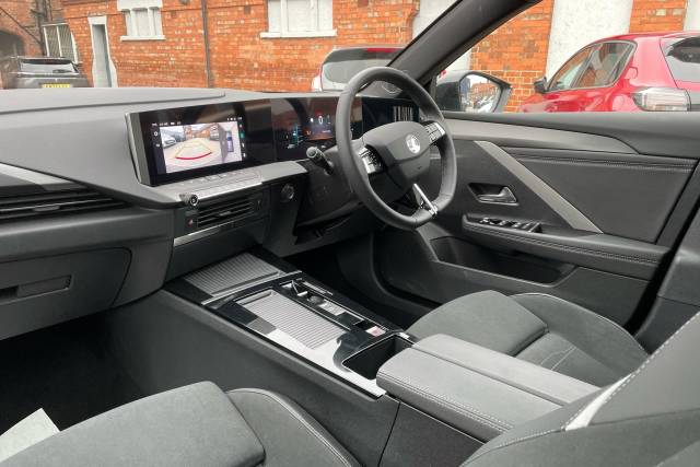 2025 Vauxhall Astra 1.2 Turbo 130 Ultimate 5dr Auto