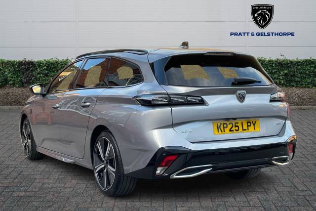 2025 Peugeot 308 SW 1.2 Hybrid 136 GT 5dr e-DSC6