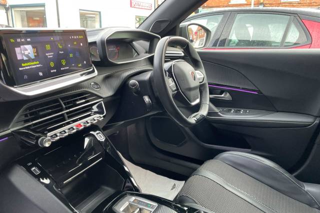2024 Peugeot e-2008 0.0 100kW GT 50kWh 5dr Auto