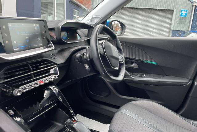 2021 Peugeot 2008 1.2 PureTech 130 Allure Premium 5dr EAT8