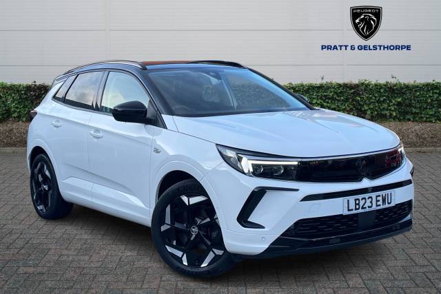 Vauxhall Grandland 1.6 Plug-in Hybrid [300] 4X4 GSe 5dr Auto Hatchback Petrol / Electric Hybrid WHITE