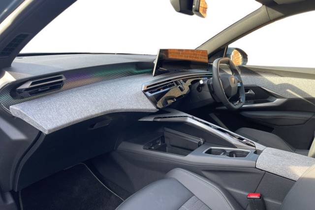 2025 Peugeot E-3008 0.0 157kW GT 73kWh 5dr Auto