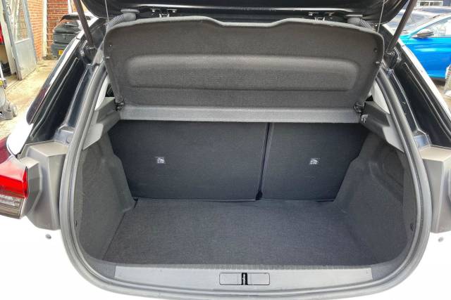 2022 Vauxhall Corsa 0.0 100kW Elite Premium 50kWh 5dr Auto [11kWCh]