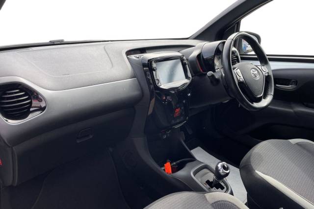 2021 Toyota Aygo 1.0 VVT-i X-Trend TSS 5dr x-shift