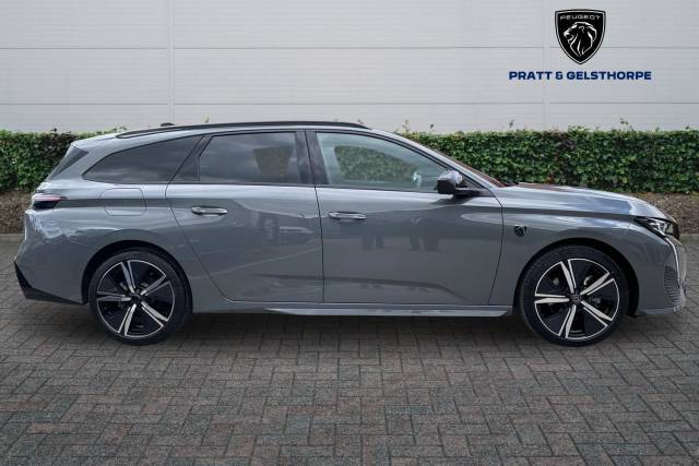 2025 Peugeot 308 SW 1.2 Hybrid 136 GT 5dr e-DSC6