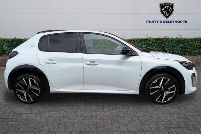 2025 Peugeot 208 1.2 Hybrid 145 GT Premium 5dr e-DSC6