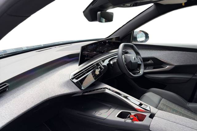 2025 Peugeot E-3008 157kW GT 73kWh 5dr Auto