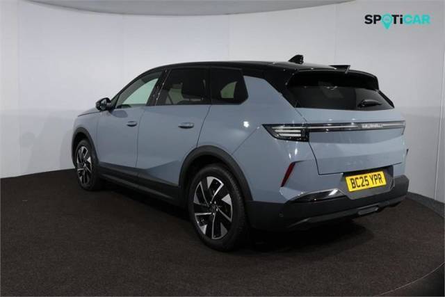 2025 Vauxhall Grandland 1.2 Hybrid 145 Ultimate 5dr e-DCT6 [Fixed Roof]