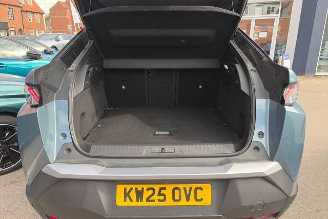 2025 Peugeot 3008 1.2 Hybrid 136 GT 5dr e-DSC6
