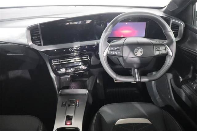 2024 Vauxhall Mokka 54kWh Ultimate SUV 5dr Electric Auto (156 ps)