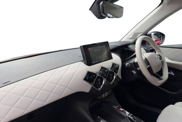 2021 DS AUTOMOBILES DS 3 CROSSBACK E-TENSE 50kWh Bastille Crossback 5dr Electric Auto (136 ps)