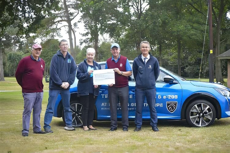 Newark Golf Club raises £3,000 for Beaumond House Hospice Care thanks to Pratt & Gelsthorpe charity day