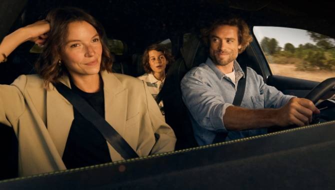 New Peugeot e-308 SW - Interior